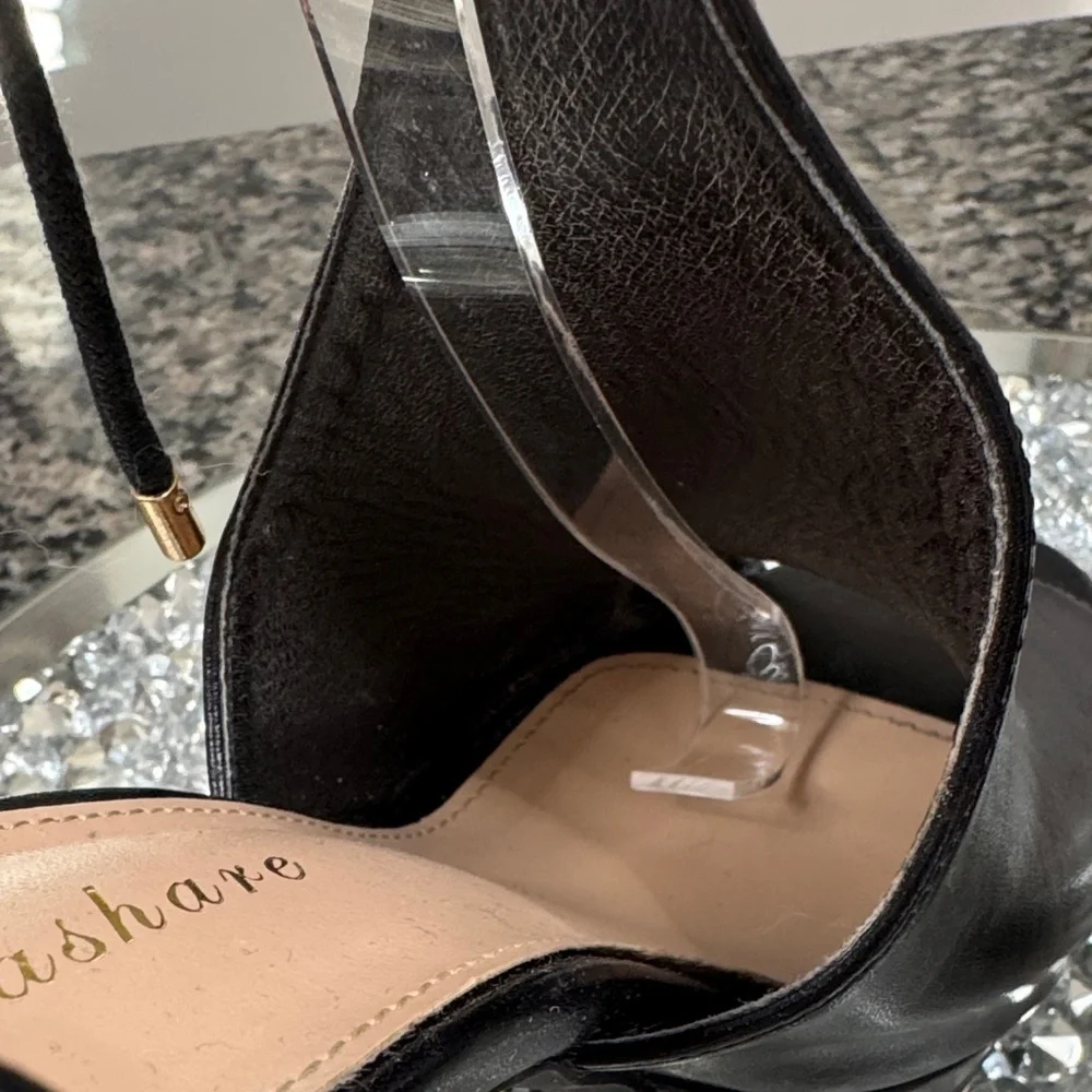 Fashare Black Peep-Toe Heels 7.5